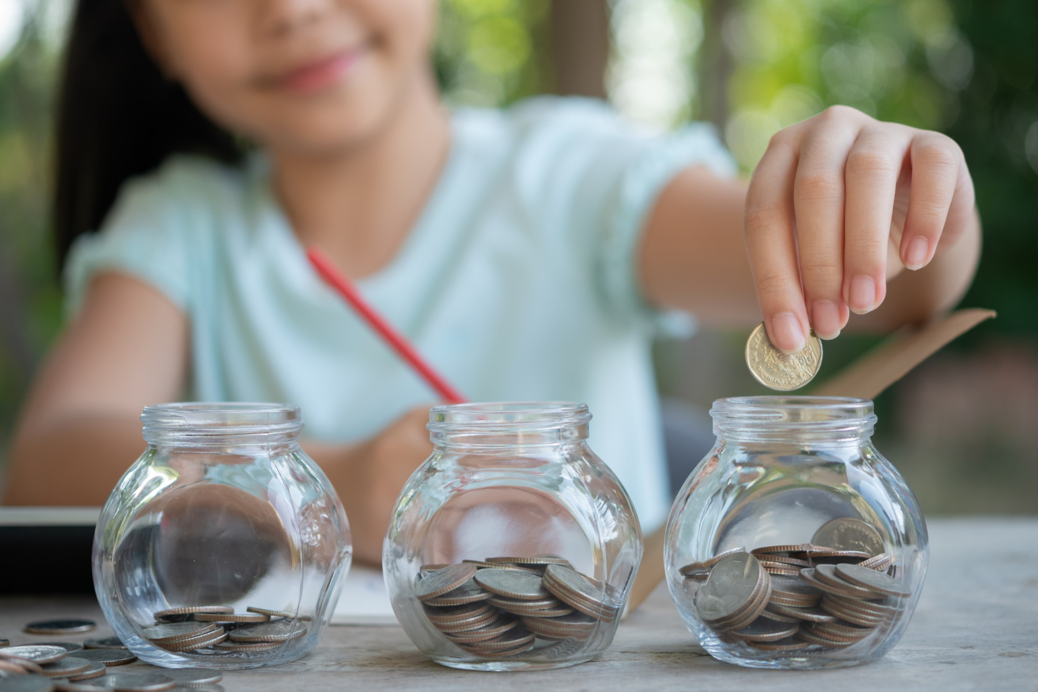 Teaching Kids Money Management through Allowances: Complete Dos and Don’ts